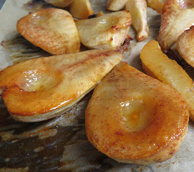 Roasted Pears with Honey, Cinnamon & Cardamom