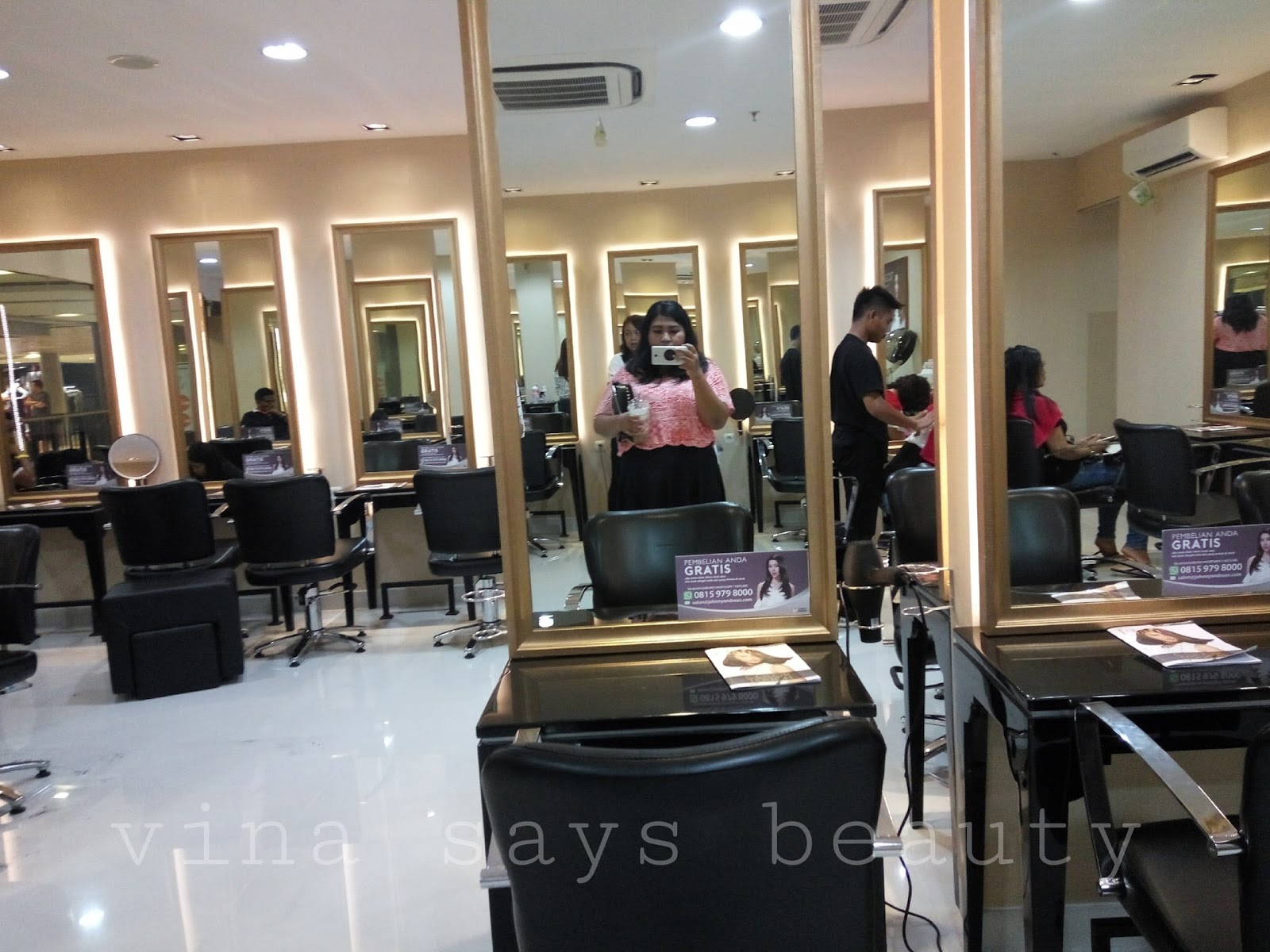 Salon Johnny  Andrean  Depok Friseur