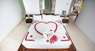 Bedroom Decoration for Valentine's Day