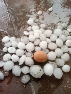 Eiergroßer Hagel in Smolensk