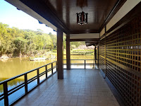 Templo Kinkaku-ji em Itapecerica da Serra