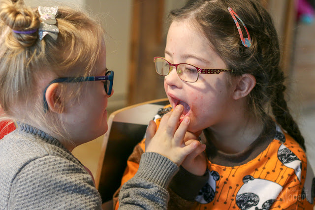 Jolina und Sontje, Freundinnen mit Down Syndrom