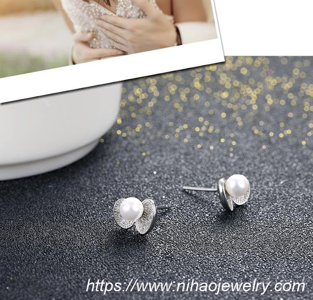 Fashion ear studs