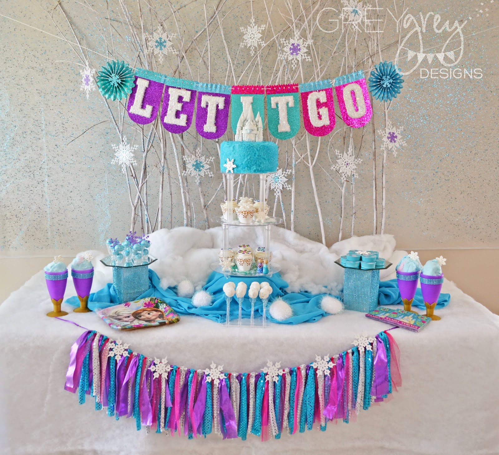 GreyGrey Designs Giveaway Frozen Birthday  Party  Pack  for 