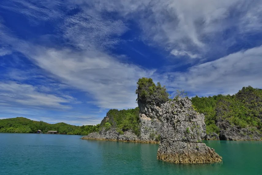 Raja Ampat Paradise World Adventure