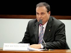 2 - Comissão aprova criação de 616 cargos efetivos no TRT em Belo Horizonte