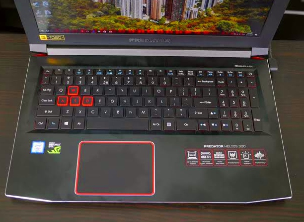Review Acer Predator Helios 300 Laptop 