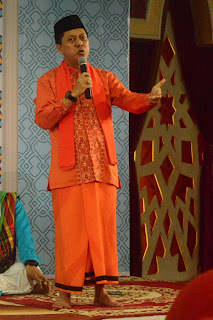 www.ceritaseleb.top -  Ustadz Oange, Narlis Nazar.. Retorika nya yang populer "Nabi Muhammad adalah Reformis yang tak pernah mengemis dan Proklamator yang bukan koruptor."