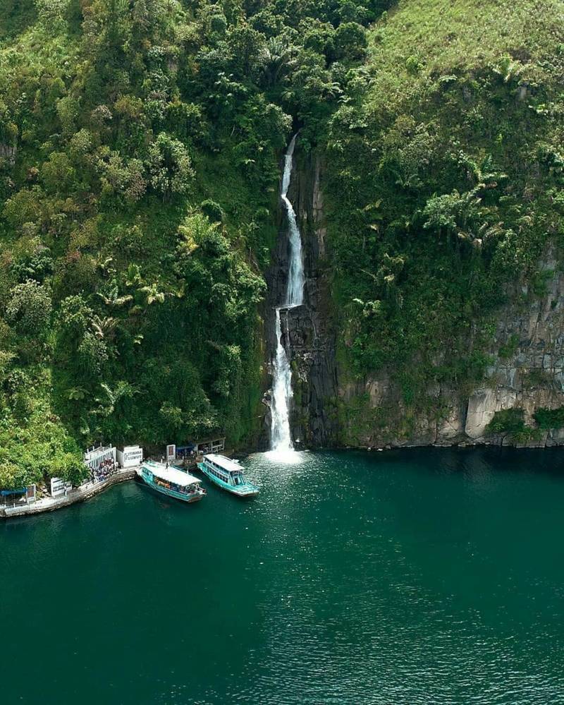 Air Terjun Situmurun