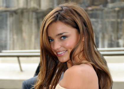 miranda kerr hair blonde. miranda kerr hair 2009.