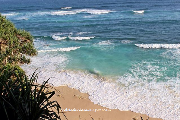 [http://FindWisata.blogspot.com] Mengeksplor Pesona Keindahan Alam Pantai Bwana Sumba Barat Daya Yang Luar Biasa