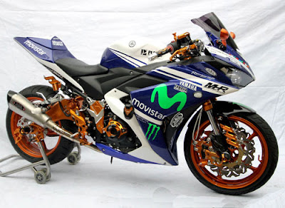 modifikasi yamaha R25 movistar