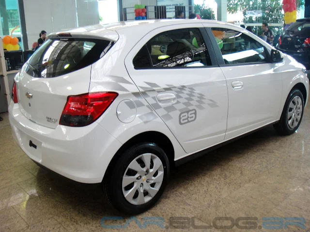 Chevrolet Onix Branco