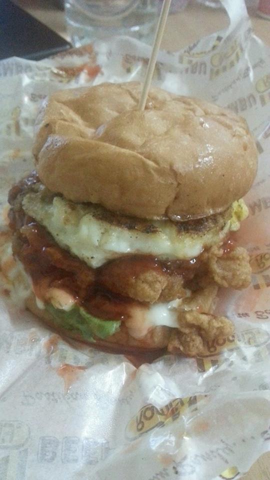 wordless wednesday : BURGER BAKAR