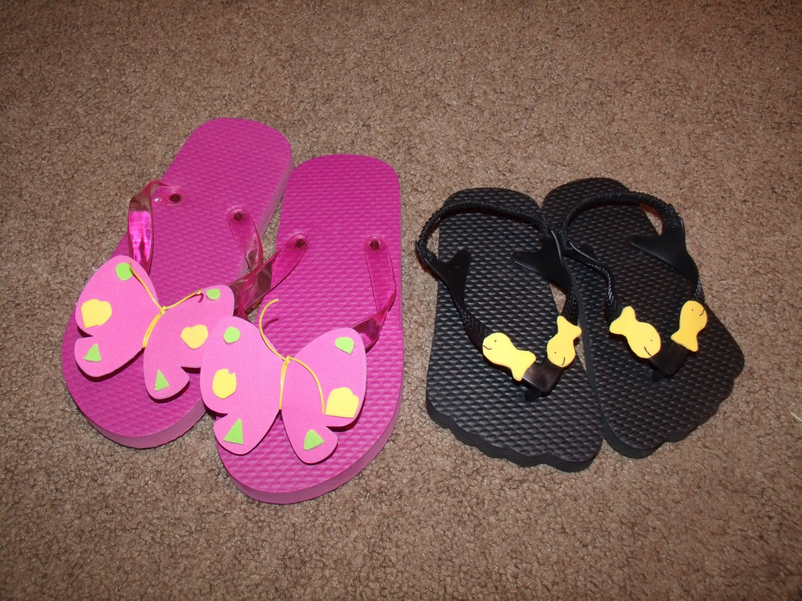 Easy summer flip flop kids craft - One Mama's Daily Drama