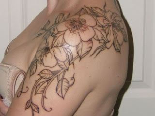 flower tattoos on shoulder