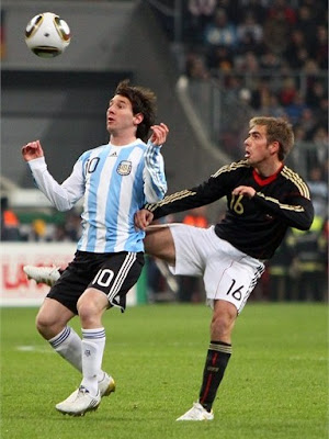 Lionel Messi In World Cup 2010 Wallpaper