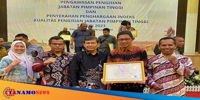 Pemko Bukittinggi memperoleh Penghargaan Indeks Kualitas Pengisian JPT 2023