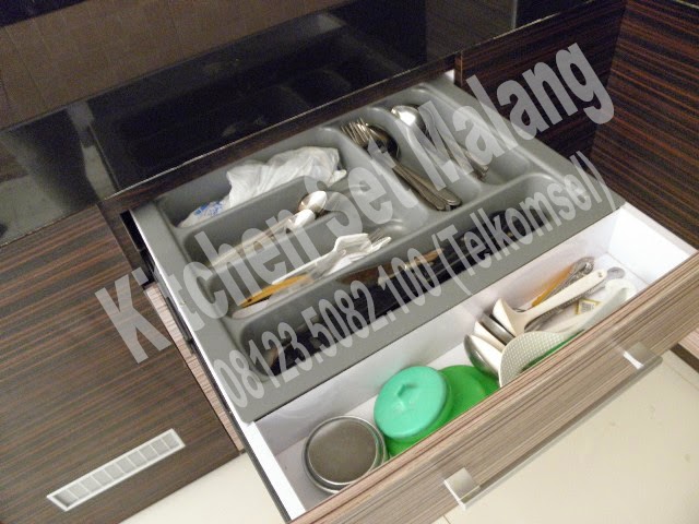 Jasa Pembuatan Kitchen Set, Kitchen Set HPL Malang  | 0812.3508.2100 ( TELKOMSEL)