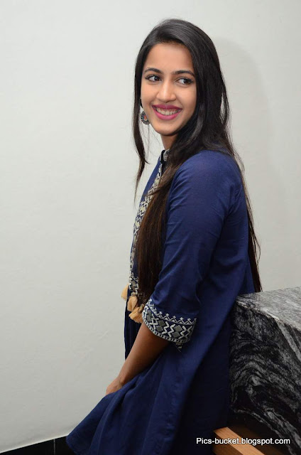 Actress Niharika Konidela hd Images