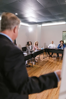 Estudos de Caso de Sucesso em Mediação de Conflitos no Trabalho