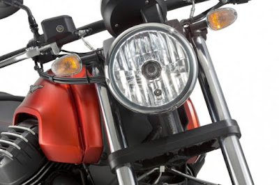 2016 Moto Guzzi Audace headlight picture