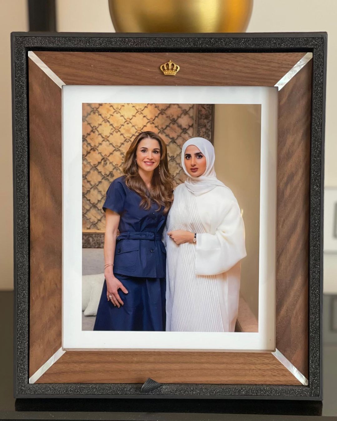 , Queen Rania met with the a group of Arab influencers and media personalities in Amman.