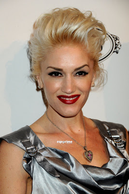  Gwen Stefani Hot Photo