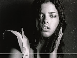 Adriana Lima Wallpapers