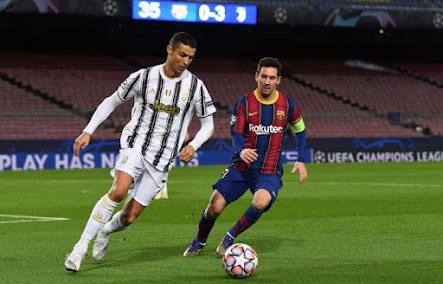 Messi or Ronaldo? Jamie Carragher and Gary Neville have debate on Monday Night Football