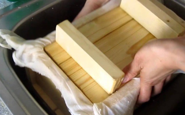 Cách làm đậu hũ đơn giản ngon sạch đảm bảo sức khỏe - 11