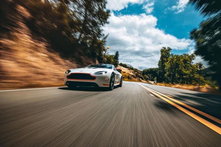 Aston Martin V12 Vantage S 2017