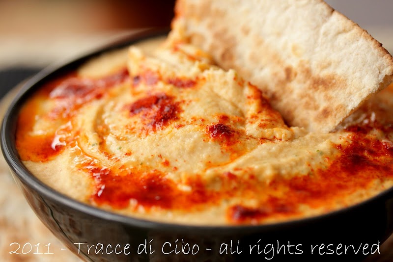 UN APERITIVO IN TEMPO ZERO: HUMMUS