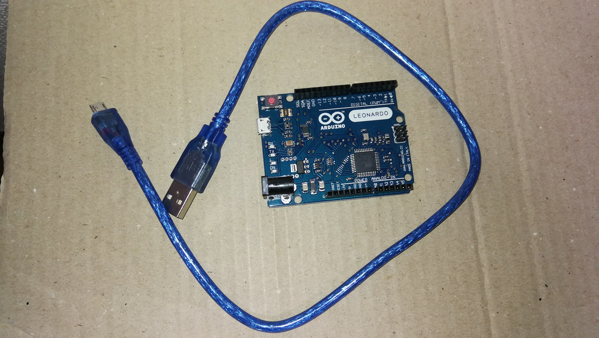 苔むした日記帳 ポケモン Arduino 01 Arduino Leonardo環境構築 動かしてみる