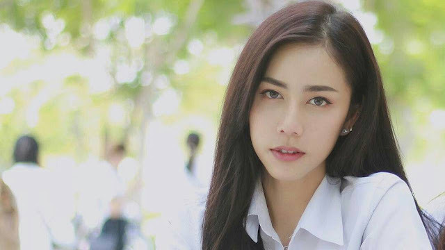 Apitsada Jarernsuk most beautiful Thailand transgender college students