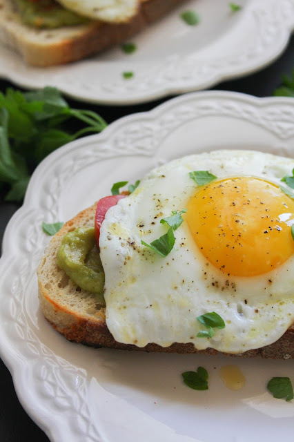 Simple Egg and Guacamole Toast | The Chef Next Door