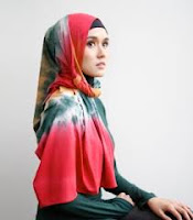 Jilbab Rainbow Cantik dan Ceria