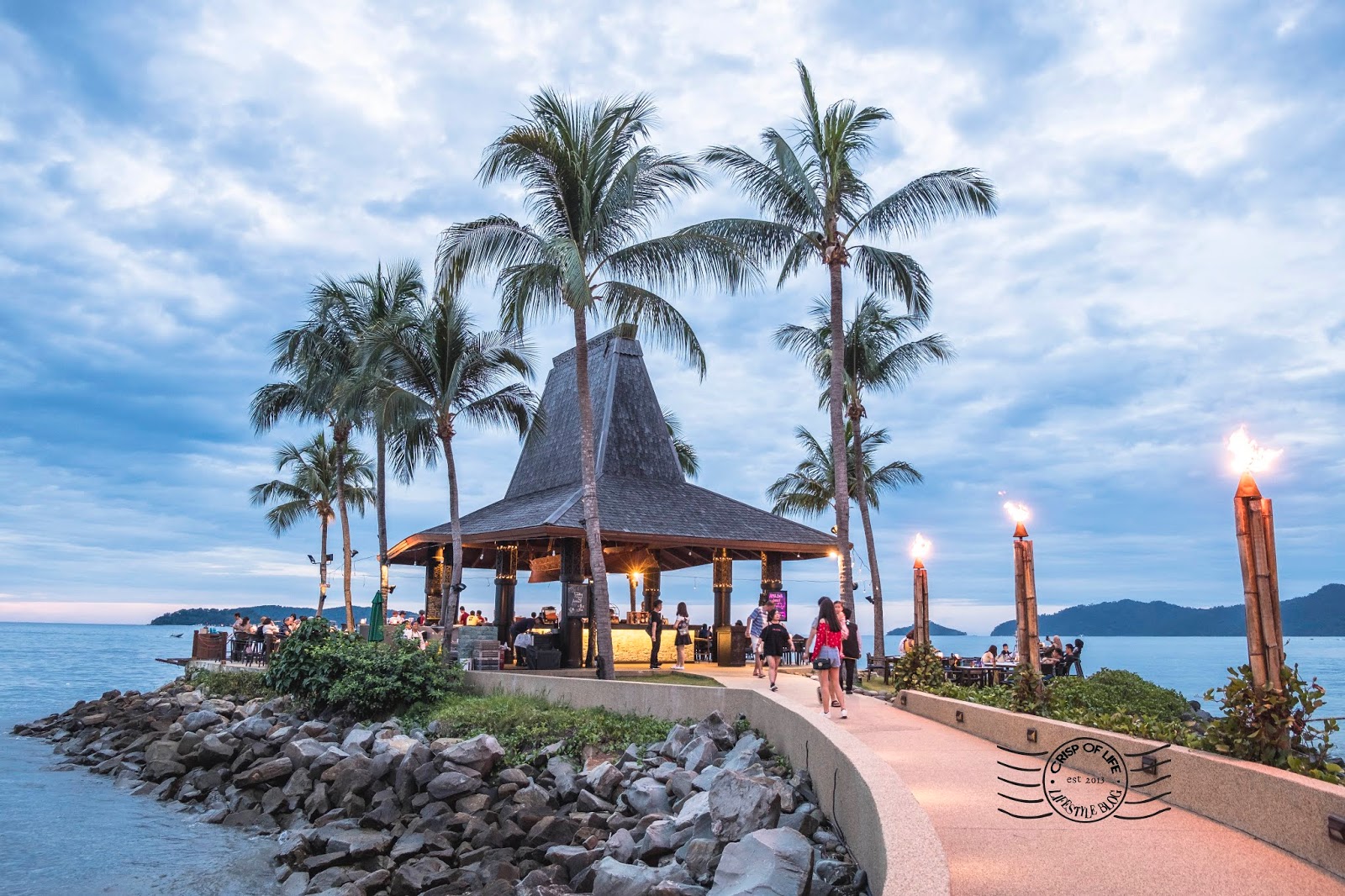 Best Sunset View at Kota Kinabalu @ Sunset Bar, Shangri-La ...