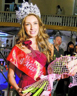 miss world romania 2011 winner alexandra stanescu