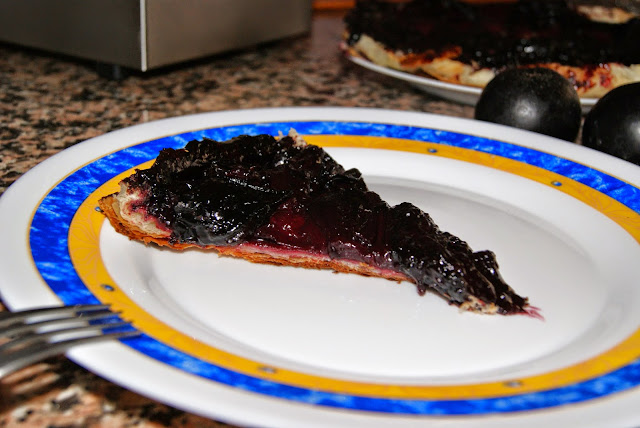 Tarta tatin de ciruelas