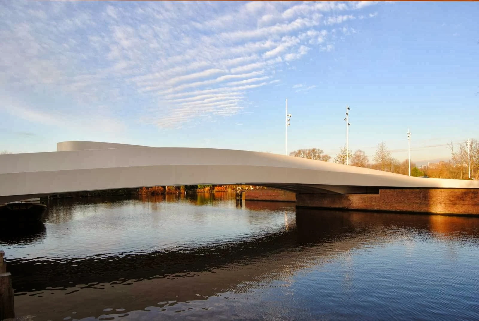 Na Druk Geluk Brug by René van Zuuk