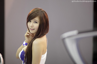 9 Ryu Ji Hye - S-Motor Show 2011-very cute asian girl-girlcute4u.blogspot.com