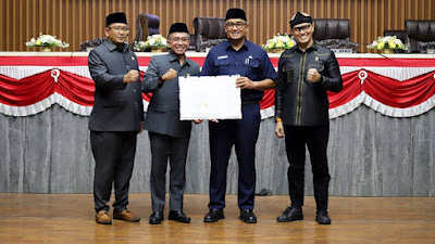 DPRD Kota Bandung Gelar Rapat Paripurna Pengambilan Keputusan Raperda tentang Pajak dan Kontribusi Daerah