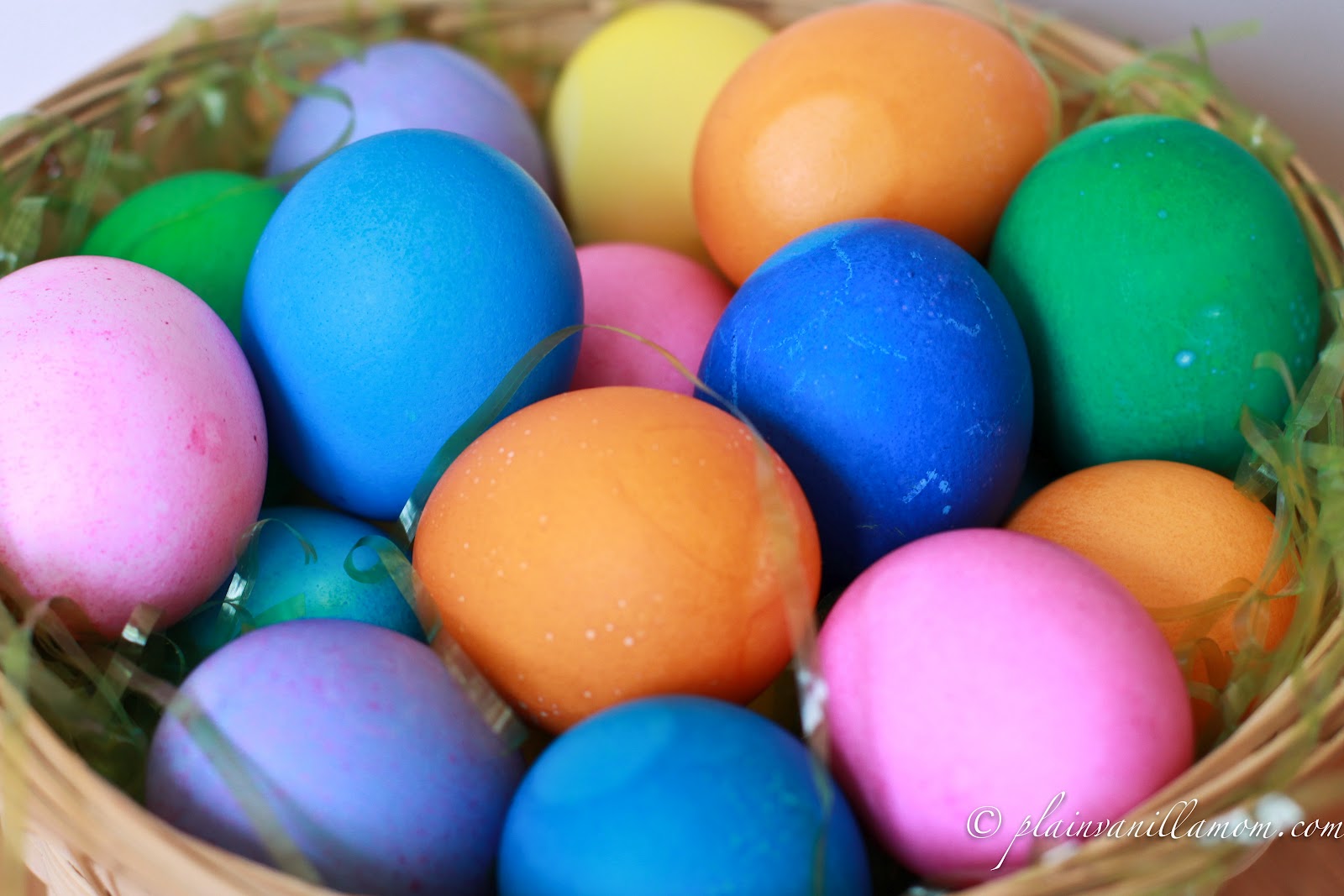 Coloring Easter Eggs With Food Coloring Coloring Wallpapers Download Free Images Wallpaper [coloring654.blogspot.com]