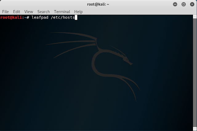 Kali Linux, aprire il file hosts utilizzando l'editor di testo leafpad