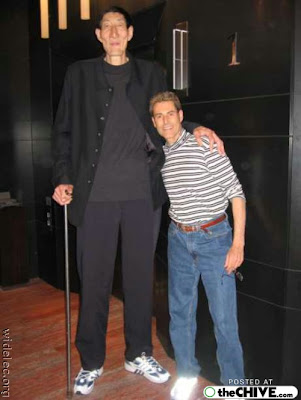 The world's tallest man,