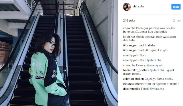 Driver Gojek Cantik Bernama Cha Cha Jadi Viral Gara-Gara Foto Instagram Pake Seragam Ojek Online