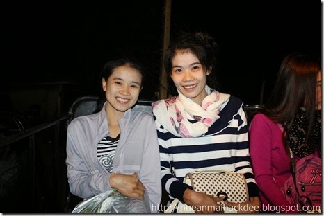 นั่งรถขึ้นภูทอก