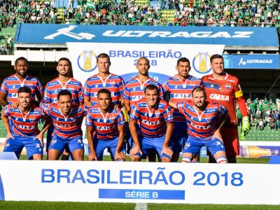 Alma, brio e "sangue no olho" - A mística da camisa tricolor 