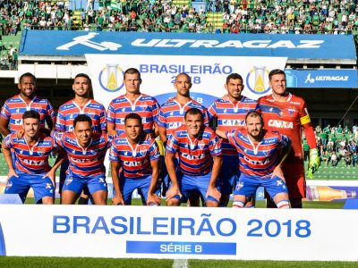 Alma, brio e "sangue no olho" - A mística da camisa tricolor 